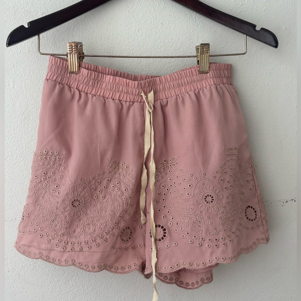 Pink Embroidered Eyelet Shorts – Boho Summer Style